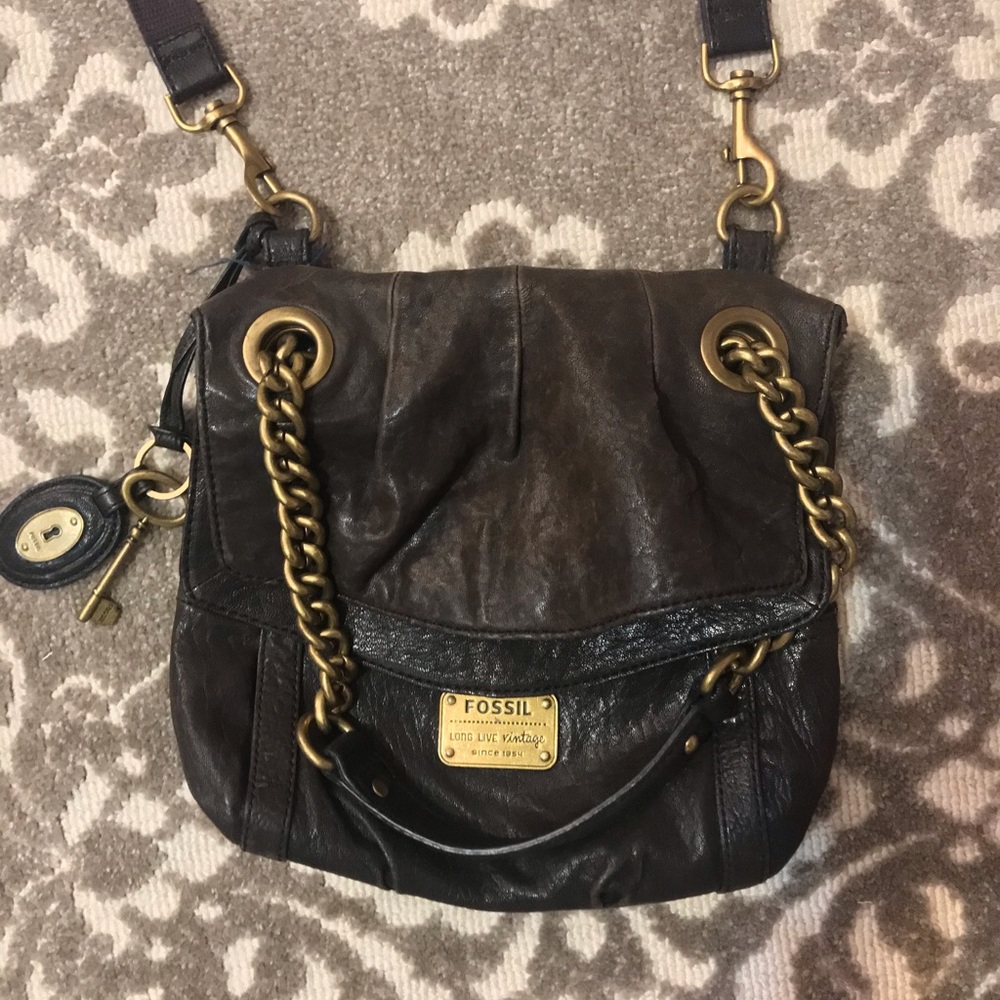 Vintage navy fossil purse